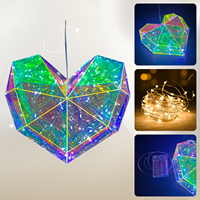 Ornement suspendu moderne en forme de cœur Symphony, irisé blanc chaud, 30 LED, fonctionne à piles, artisanat écologique, Noël