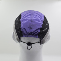 Casquette de course légère et respirante personnalisée, couleur violette, avec impression « STAY FOCUSED », en maille respirante, pour le jogging et le cyclisme en extérieur