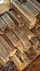 Briquetas de Madera Sostenibles, Combustible de Biomasa para Barbacoa, Chimenea, Uso Industrial, Bajo Contenido de Cenizas, Combustión Limpia, Alto Rendimiento de Calor, Exportación - Product Image 2