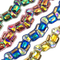 Décoration de costume de carnaval 2025 : Appliques thermocollantes en résine irisée, strass et chaîne de pierres à fixer à chaud