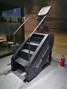 Ticari egzersiz tırmanma makinesi Stepmill eğitmen spor salonu ekipmanları merdiven egzersiz aleti