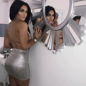 Robe d'été décontractée en satin pour femme, style nuisette à bretelles, sexy et élégante, couleur unie, pour soirée, personnalisable OEM - Product Image 3