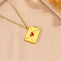 Collier avec pendentif en forme d'enveloppe ouvrable, en acier inoxydable, avec un cœur rouge en cristal, charme en forme de lettre d'amour, plaqué or, bijoux imperméables
