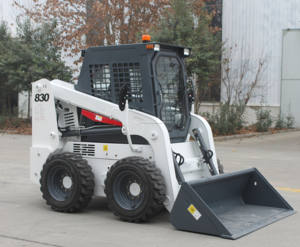 Diesel Engine Mini Crawler Skid Steer Loader with Optional <b>Attachment</b> Tools Small <b>Construction</b> <b>Machinery</b> Skid Steer Loader - Product Image 5