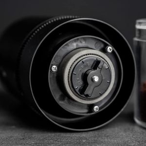 Mini Molinillo de Café Inalámbrico de Acero Inoxidable, Portátil, Recargable por USB, para Granos de Café, Uso Doméstico y en el Automóvil - Product Image 3