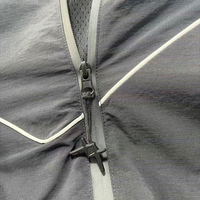 Survêtements en nylon Ripstop personnalisés avec doublure en maille, imperméables, à capuche, avec garniture réfléchissante, brodés, vestes zippées pour hommes