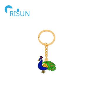 Porte-clés oiseau paon en métal émaillé multicolore Porte-clés paon élégant avec queue à charnière Porte-clés paon personnalisé - Product Image 2