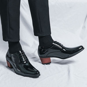 <span class=keywords><strong>Scarpe</strong></span> Eleganti a Punta <span class=keywords><strong>con</strong></span> Lacci, Tomaia Dorata, <span class=keywords><strong>Tacco</strong></span> <span class=keywords><strong>Alto</strong></span>, <span class=keywords><strong>Scarpe</strong></span> Oxford in Pelle Verniciata <span class=keywords><strong>per</strong></span> <span class=keywords><strong>Uomo</strong></span> - Product Image 2
