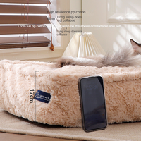 Lit pour animaux de compagnie en peluche orthopédique anti-anxiété, écologique, de luxe, en gros, avec sangle de coussin réglable pour chats et grands chiens