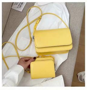 I-0270 Women's PU Leather Candy Color Fashion Clutch <b>Bags</b> Single Strap 6 Inch Crossbody <b>Small</b> Daily Outdoor Use Hasps Closure - Product Image 3