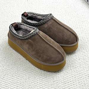 Stivali piatti spessi di lusso di alta qualità 2025 caldi e morbidi scivoli in pelle autunnale firmati stivali da neve alla caviglia da <span class=keywords><strong>uomo</strong></span> classici - Product Image 6