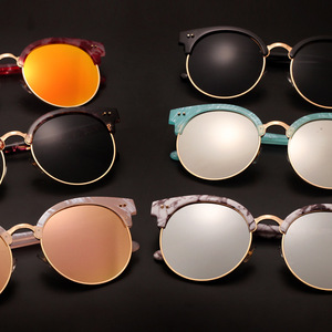 Maidis Patterned Sunglasses Gold Frame UV400 Unisex Sunshades - Product Image 3