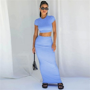Top corto e gonna a vita alta da donna nuovo arrivo <span class=keywords><strong>abbigliamento</strong></span> per il tempo libero tinta unita <span class=keywords><strong>di</strong></span> <span class=keywords><strong>tendenza</strong></span> Look Casual a vita alta - Product Image 1