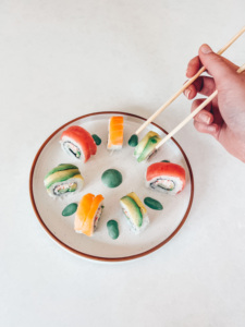 <span class=keywords><strong>Vente</strong></span> chaude <span class=keywords><strong>en</strong></span> <span class=keywords><strong>gros</strong></span>, assiettes plates rondes <span class=keywords><strong>en</strong></span> céramique blanche bon marché, ensemble <span class=keywords><strong>de</strong></span> 8 pouces, plat <span class=keywords><strong>de</strong></span> service, <span class=keywords><strong>vaisselle</strong></span> <span class=keywords><strong>en</strong></span> porcelaine, <span class=keywords><strong>vaisselle</strong></span> <span class=keywords><strong>de</strong></span> table - Product Image 6