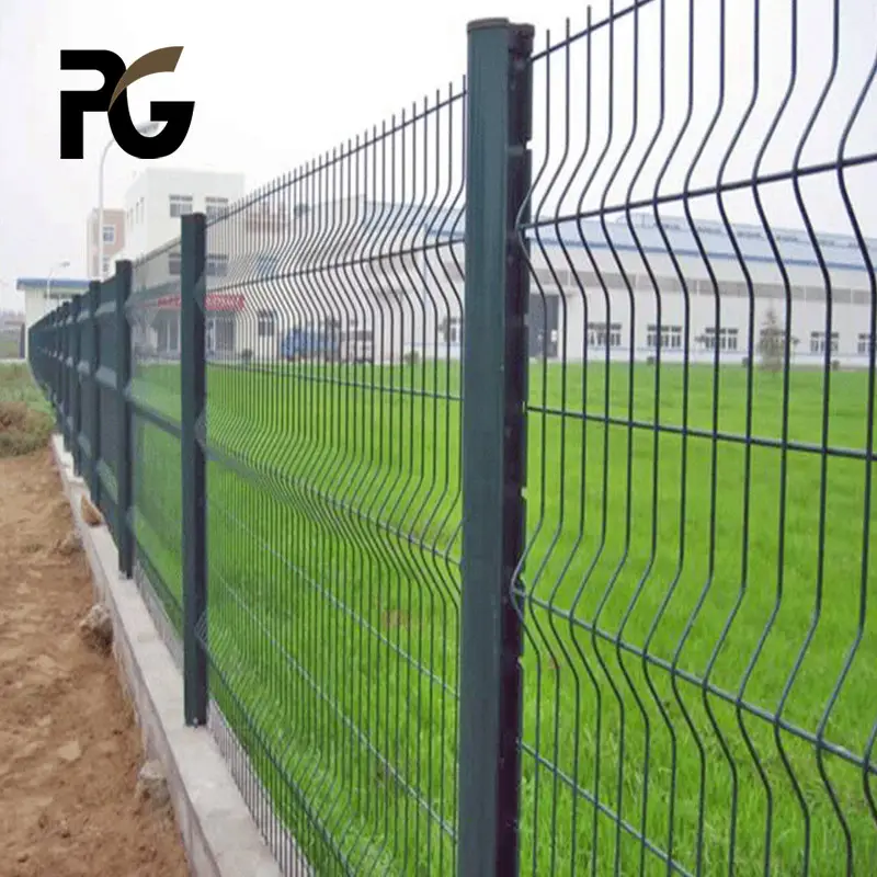 Hot Sale Peach Post Type Welded Wire Mesh Panel Curve 3D Fence