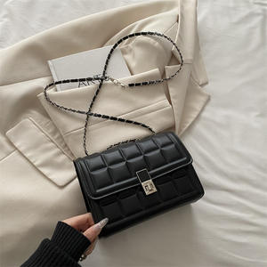 กระเป๋าผู้หญิงแบบควิลท์เ<span class=keywords><strong>น</strong></span>ื้อพรีเมียม รุ่นใหม่ปี 2025 <span class=keywords><strong>แฟ</strong></span><span class=keywords><strong>ช</strong></span>ั่<span class=keywords><strong>น</strong></span>ทั<span class=keywords><strong>น</strong></span>สมัย สายโซ่เอ<span class=keywords><strong>น</strong></span>กประสงค์ สไตล์อินเท<span class=keywords><strong>รน</strong></span>ด์ สะพายไหล่และสะพายข้าง - Product Image 2