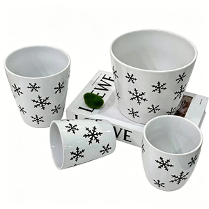 Vente chaude 2026 : Pots de <span class=keywords><strong>fleurs</strong></span> coniques en céramique blancs à motif flocon de neige noir, directement de l'usine, pour la décoration de Noël et l'aménagement intérieur - Product Image 3