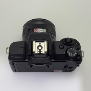 ใช้ได้กับกล้องมิเรอร์เลส <span class=keywords><strong>M50</strong></span> Mark II พร้อมเลนส์ 15-45 มม. ความละเอียด 24MP 4K HDR ระดับมืออาชีพ พร้อมที่ชาร์จแบตเตอรี่ รับประกัน 1 ปี - Product Image 3