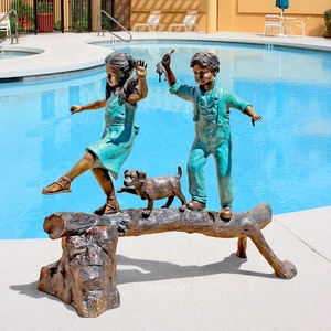 Jardin extérieur grandeur nature Bronze garçon et fille avec parapluie Statue - Product Image 5