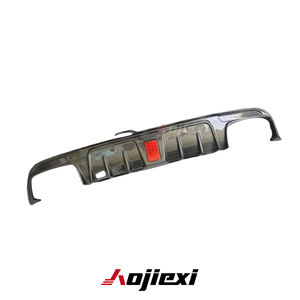 Style BS avec lèvre de séparateur de diffuseur de pare-chocs arrière en Fiber de carbone LED pour Mercedes Benz W205 C300 C43 C63 berline <span class=keywords><strong>2015</strong></span> + Kit de carrosserie - Product Image 5