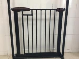 Extension Metal Blocking scale <span class=keywords><strong>Gates</strong></span> cancelli magnetici di sicurezza per bambini cancello per bambini - Product Image 5