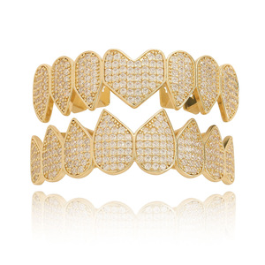 BES Tooth <span class=keywords><strong>Grilz</strong></span> Coeur Forme Laiton Métal Micro Pave Full CZ <span class=keywords><strong>Grilz</strong></span> Haut et Bas Fang Grills Dents Hip Hop Bijoux - Product Image 2