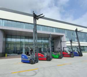 Chariot élévateur à batterie au lithium Electrica Eletrica Empilhadeira 1.5 tonnes 2 tonnes 2.5 tonnes 3 tonnes Chariot élévateur électrique - Product Image 6