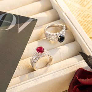 Bagues unisexes en silicone plaqué rhodium avec rubis de laboratoire de 2 carats en forme d'opale, certifiées par un tiers, pour mariage et fête - Collection All Fashion - Product Image 5