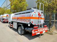 Camion-citerne Dongfeng Dolica D6 à structure robuste, cuve de 5 mm d'épaisseur, 5000 L de diesel, 4x2, nouvelle longue durée de vie