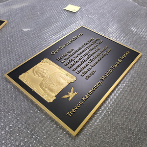 Plaque commémorative en laiton massif noir et or, emblème gravé sur mesure, panneau métallique pour la commémoration <span class=keywords><strong>funéraire</strong></span>, marqueur <span class=keywords><strong>de</strong></span> tombe - Product Image 6