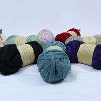 Fil fantaisie 100 % polyester en gros, surface brillante et lisse, pour t-shirt, crochet, sac tissé à la main, 100 grammes