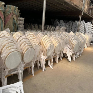 <span class=keywords><strong>Sedie</strong></span> da Banchetto di Design Moderno con Telaio <span class=keywords><strong>in</strong></span> Metallo Dorato e Cuscino <span class=keywords><strong>in</strong></span> <span class=keywords><strong>Tessuto</strong></span> Bianco o Nero per Hotel e Feste - Product Image 2