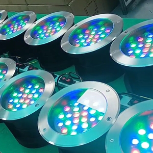 IP67 không thấm nước RGB <span class=keywords><strong>LED</strong></span> 6000K ánh sáng ban ngày điều khiển từ xa ngoài trời Spotlight đa-bead năng lượng mặt trời đèn pha nhôm bóng râm cho vườn - Product Image 4