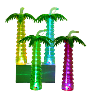 Gobelets à slush en forme de palmier de Unitedplastics, gobelets en plastique en forme de palmier pour boissons glacées - Product Image 1