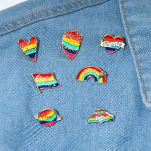 Bán Buôn Sáng Tạo Tim Cầu Vồng Cầu Men Pin Ánh Sáng Bằng Chứng Kim Loại Bền Cổ Áo Trâm Huy Hiệu Với Chết Cắt In Ấn - Product Image 6