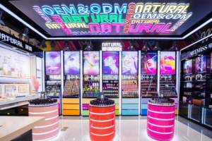 Lápiz labial líquido mate terciopelo caliente proveedor de brillo de labios muestra de brillo de labios personalizado etiqueta privada brillo de labios rojo lápiz labial mate - Product Image 5