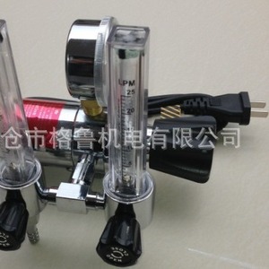 เกจวัดแรงดันปรับได้แบบสองทิศทางสำหรับ CO2 และอาร์กอน 0.35 MPa สแตนเลสสตีล สองระดับ สำหรับควบคุมแรงดันก๊าซ - Product Image 3