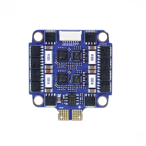 <span class=keywords><strong>MAD</strong></span> AM32 70A <span class=keywords><strong>3</strong></span>-12S 4 en 1 ESC Control de velocidad electrónico ligero para Dron FPV Hecho de plástico duradero - Product Image 4