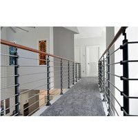 Balustrade de balcon extérieure en acier inoxydable, système de garde-corps d'escalier en acier massif