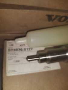 Injecteur de carburant moteur World Engine 3829644 VOE3829644 pour 2025 Origine US - Product Image 6