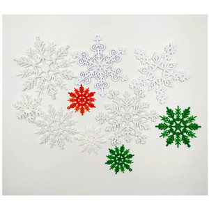 Large sélection de pendentifs et décorations de Noël en plastique de style coréen et européen/américain en forme de flocon de neige - Product Image 5