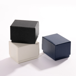 Boîte de rangement avec couvercle supérieur et inférieur, boîte d'emballage pour montre, boîte universelle pour homme et <span class=keywords><strong>femme</strong></span>, montre haut de gamme avec éponge, logo personnalisable - Product Image 2