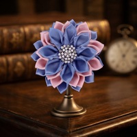 Broche Fleur en Alliage de Zinc avec Pétales en Ruban de Satin Rose Clair et Bleu, Inspirée de la Sororité Gamma Phi, pour Mariage
