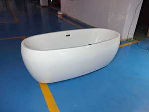 Baignoire autoportante Arleta en acrylique avec massage par jets d'air, drain intégré, écologique, garantie de 2 ans, design contemporain - Product Image 4