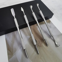 Outil professionnel de manucure double tête style russe : Repousse-cuticules et coupe-cuticules en acier inoxydable design fer à cheval