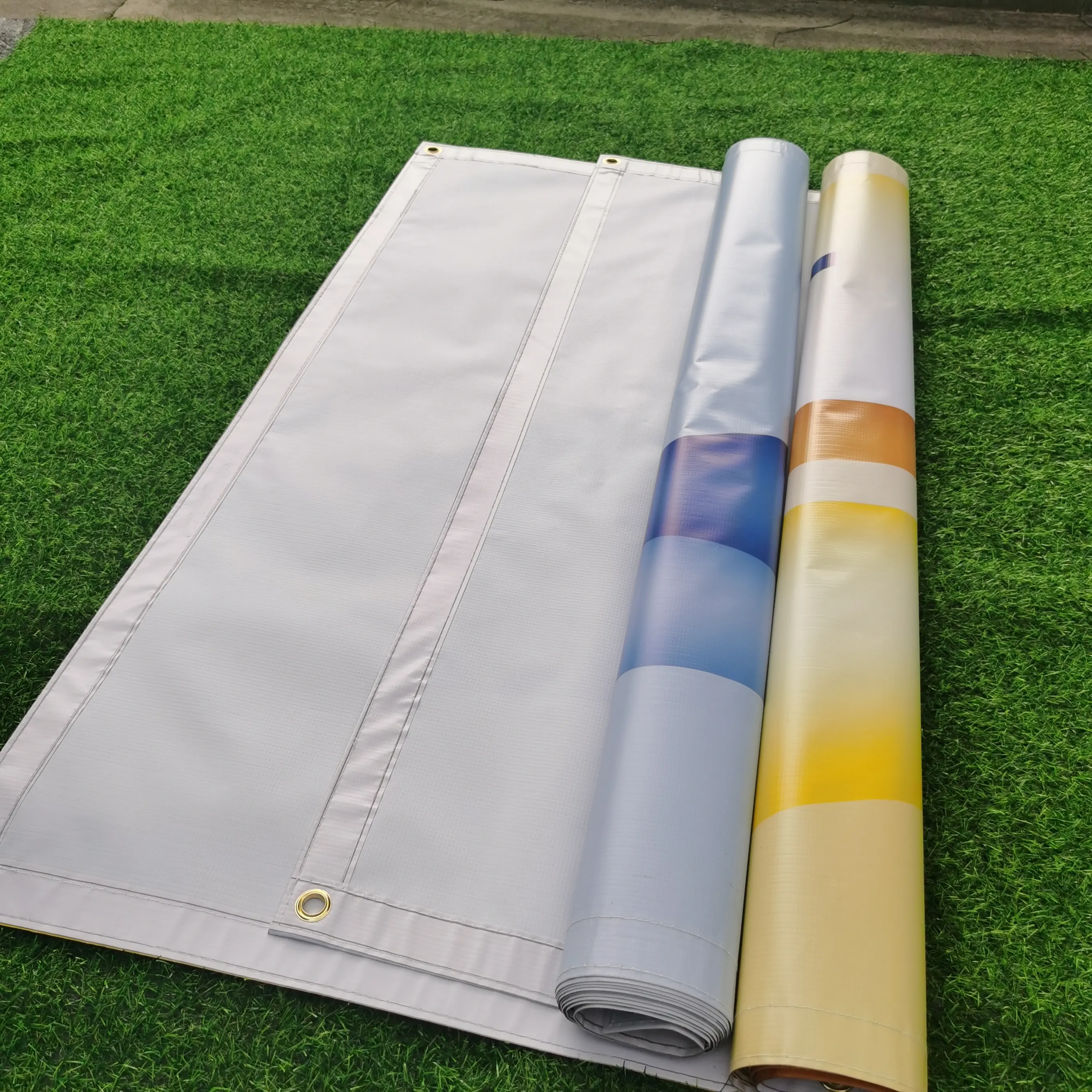 बड़े आकार कस्टम उच्च गुणवत्ता आउटडोर सड़क के किनारे फांसी विज्ञापन डिजिटल बैनर मुद्रण vinyl बैनर