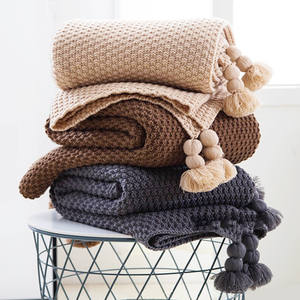 بيع بالجملة مخصص سوبر لينة الاكريليك رمي بطانية تصميم جديد المطبوعة نمط المحمولة يمكن ارتداؤها للاستخدام المنزلي شرابة - Product Image 1