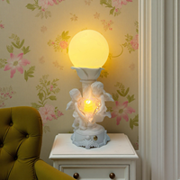 Lampe de table décorative LED personnalisée en résine, peinte à la main, motif Cupidon et rose, avec contrôle tactile E26, intensité variable, veilleuse AC pour