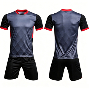 Completo da <span class=keywords><strong>Calcio</strong></span> Retrò Classico Personalizzato da Uomo, Maglia Traspirante in Poliestere con <span class=keywords><strong>Pantaloncini</strong></span> e Nome della Squadra, Modello 2026, Abbigliamento da Squadra - Product Image 1