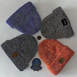 Hot Sales Winter Knitted Beanie Toque Woven Patch Custom Embroidery Logo Warm Hat Custom Logo Hat Reflective Beanie Hat